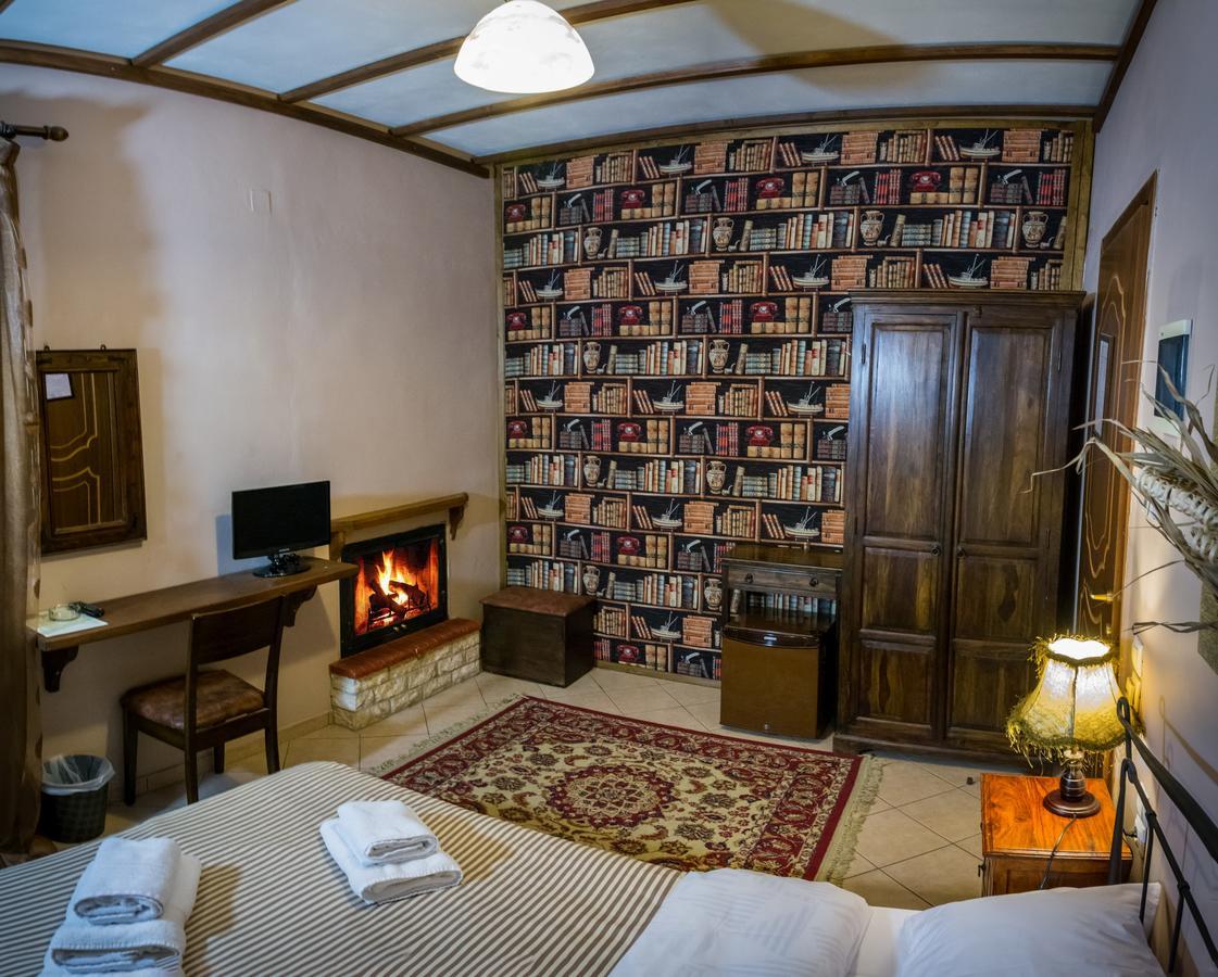 Xenonas Sta Tzakia Hotel Karpenisi Ngoại thất bức ảnh